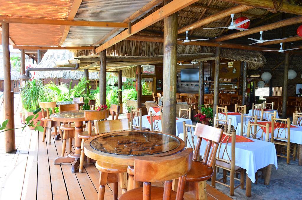 Mar Marine Yacht Club Hotel Rio Dulce Exterior photo