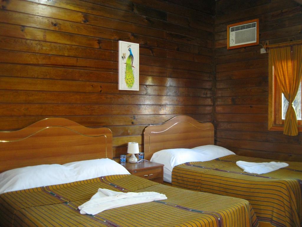 Mar Marine Yacht Club Hotel Rio Dulce Room photo