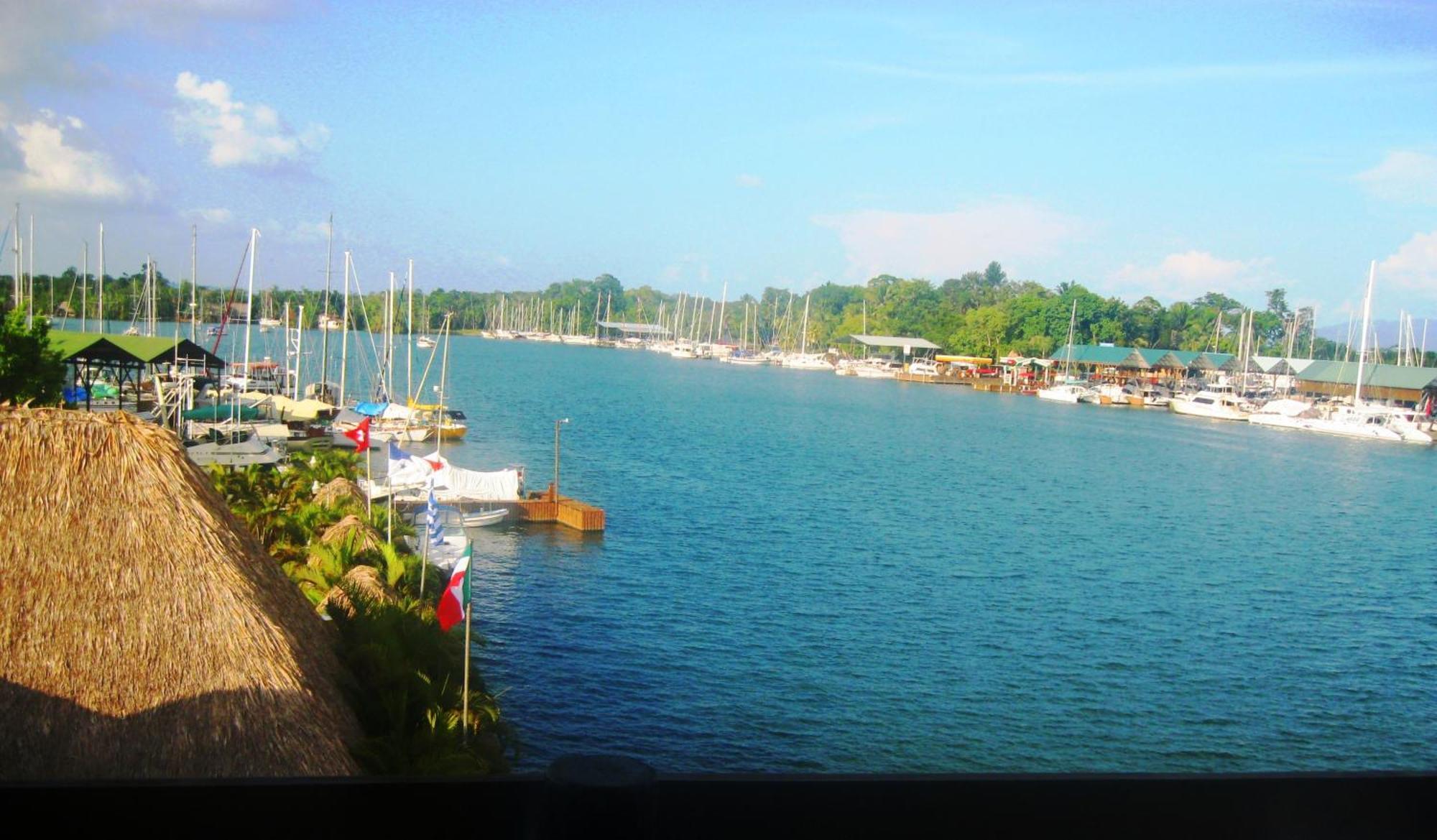 Mar Marine Yacht Club Hotel Rio Dulce Exterior photo